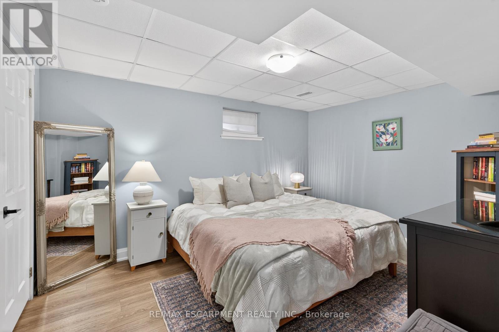 47 Sumner Crescent, Grimsby, Ontario  L3M 5E3 - Photo 35 - X12847654