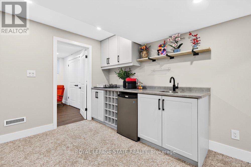 117 Monarch Street, Welland, Ontario  L3C 0E6 - Photo 35 - X12847712