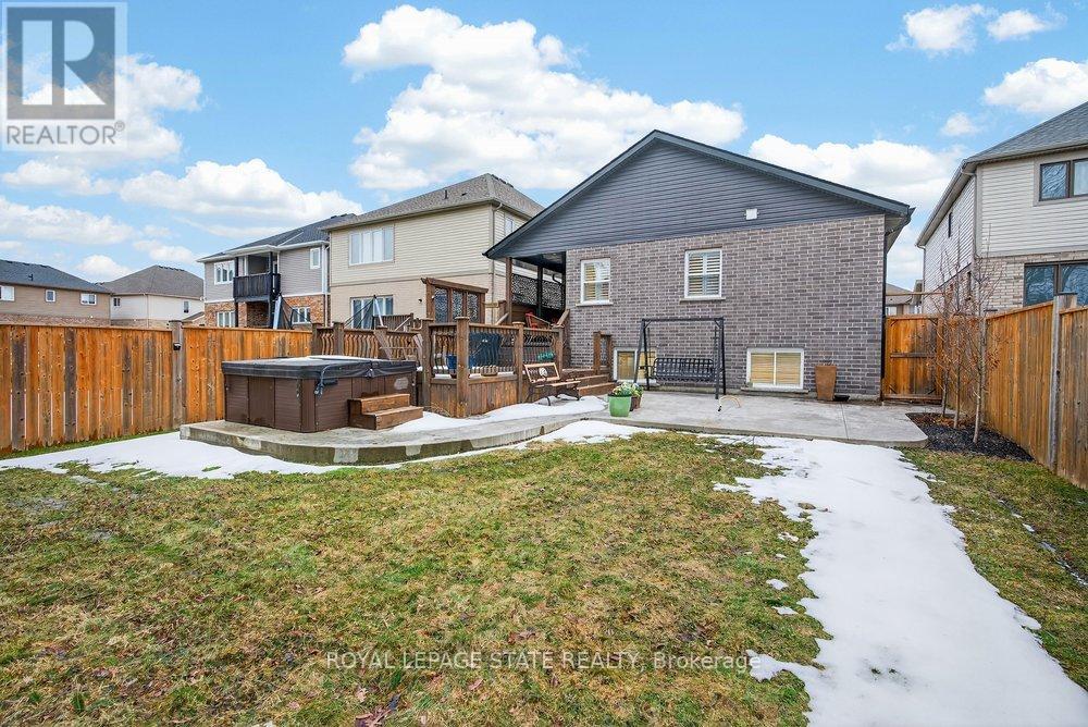 117 Monarch Street, Welland, Ontario  L3C 0E6 - Photo 41 - X12847712