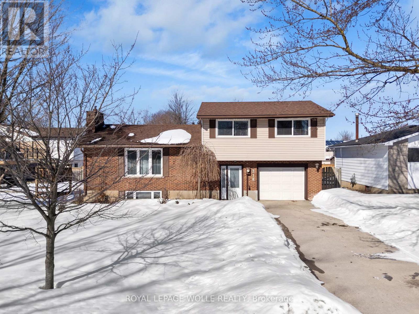 218 ARRIS CRESCENT, West Perth, Ontario
