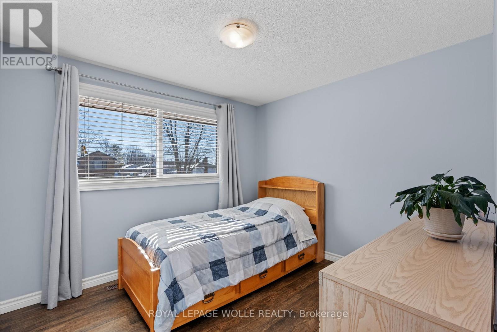 218 Arris Crescent, West Perth, Ontario  N0K 1N0 - Photo 24 - X12847742