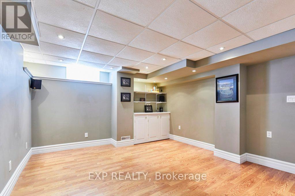 8 Chestnut Hill, Port Hope, Ontario  L1A 2B2 - Photo 35 - X12847744