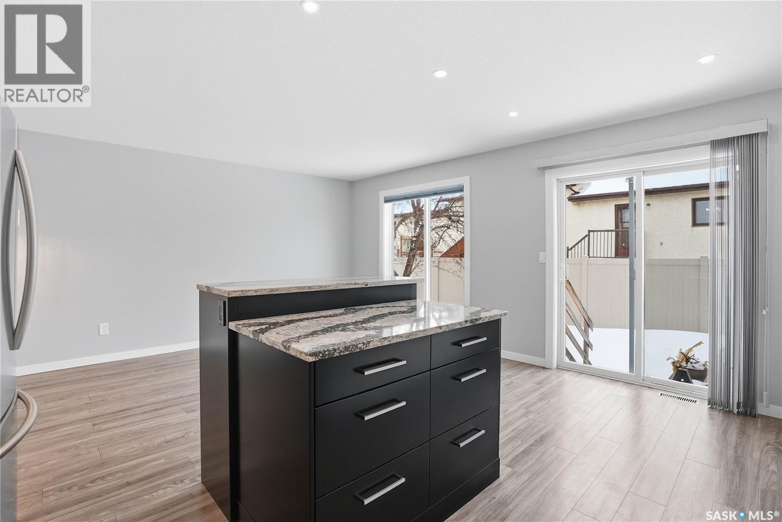 16 605 Perehudoff Crescent, Saskatoon, Saskatchewan  S7N 4N7 - Photo 13 - SK029631