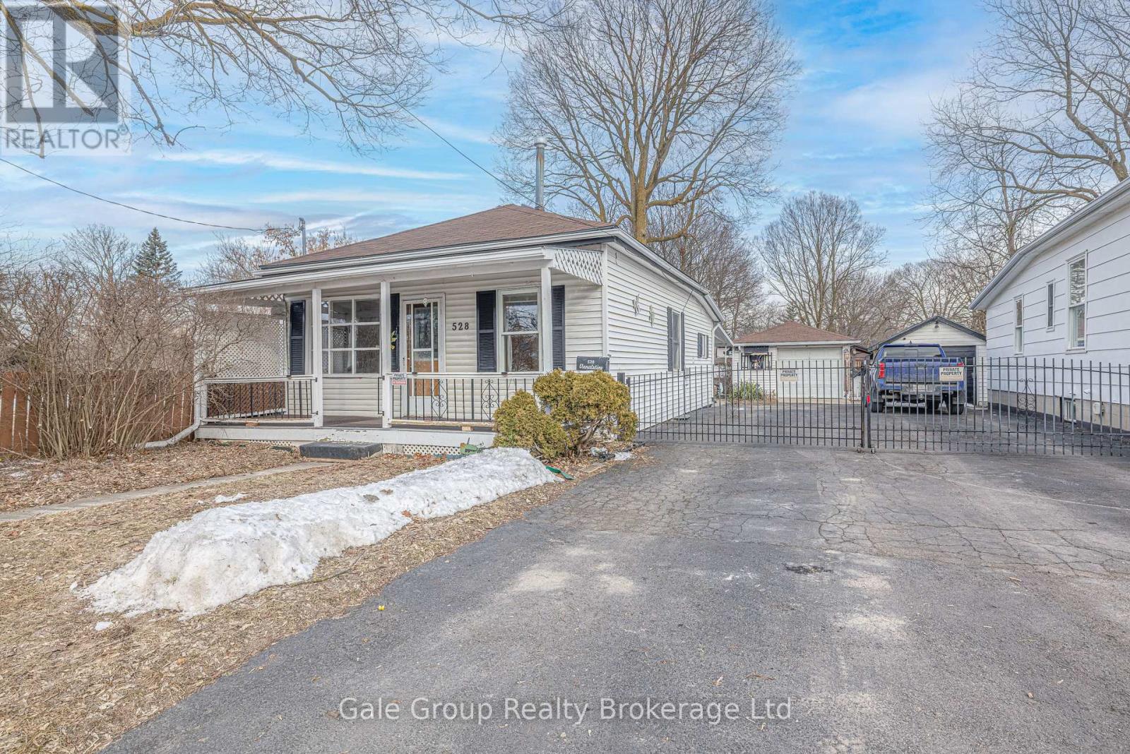 528 South Street, London East, Ontario  N6B 1C3 - Photo 2 - X12847780