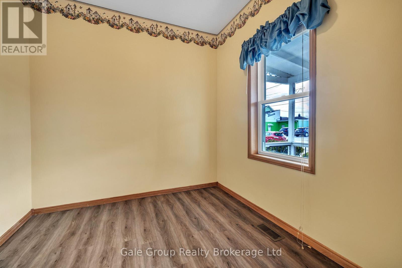 528 South Street, London East, Ontario  N6B 1C3 - Photo 5 - X12847780