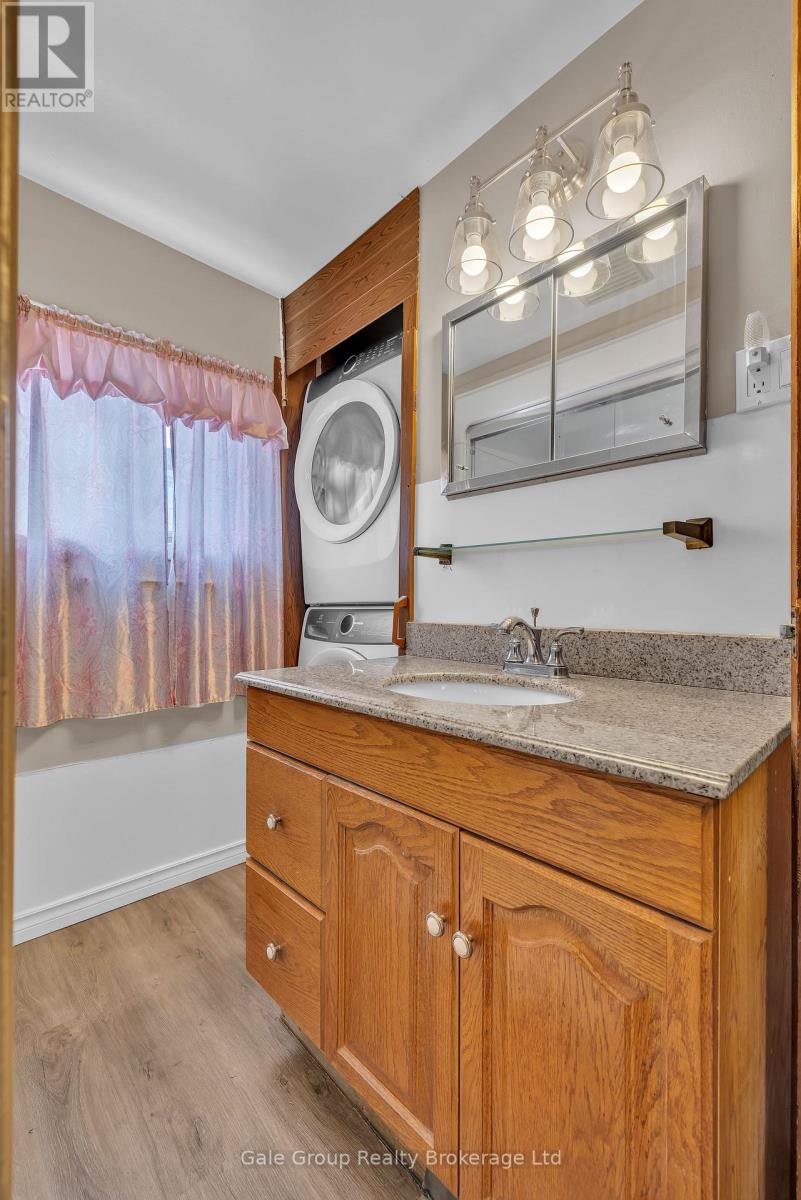 528 South Street, London East, Ontario  N6B 1C3 - Photo 9 - X12847780