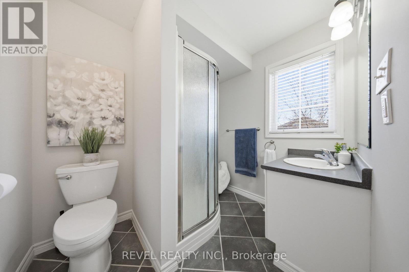 3 Dreamcrest Court, Whitby, Ontario  L1R 3P4 - Photo 11 - E12847804