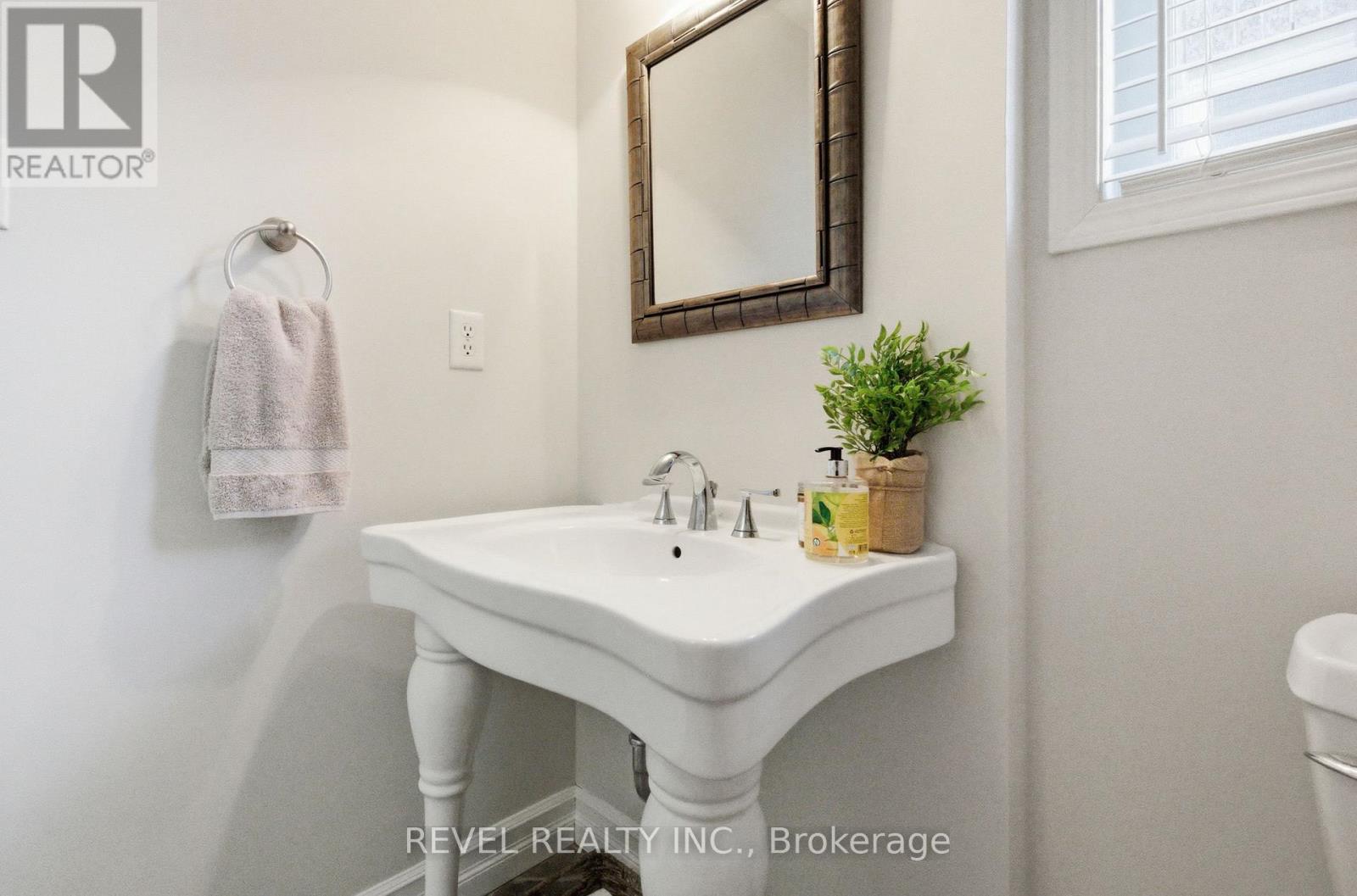 3 Dreamcrest Court, Whitby, Ontario  L1R 3P4 - Photo 14 - E12847804