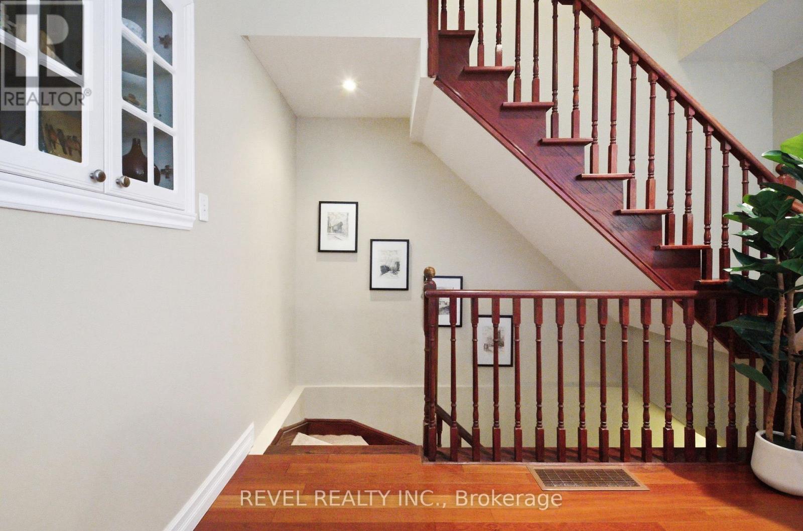 3 Dreamcrest Court, Whitby, Ontario  L1R 3P4 - Photo 6 - E12847804