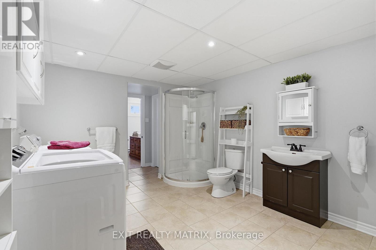 109 Royal Court, The Nation, Ontario  K0A 2M0 - Photo 27 - X12822930