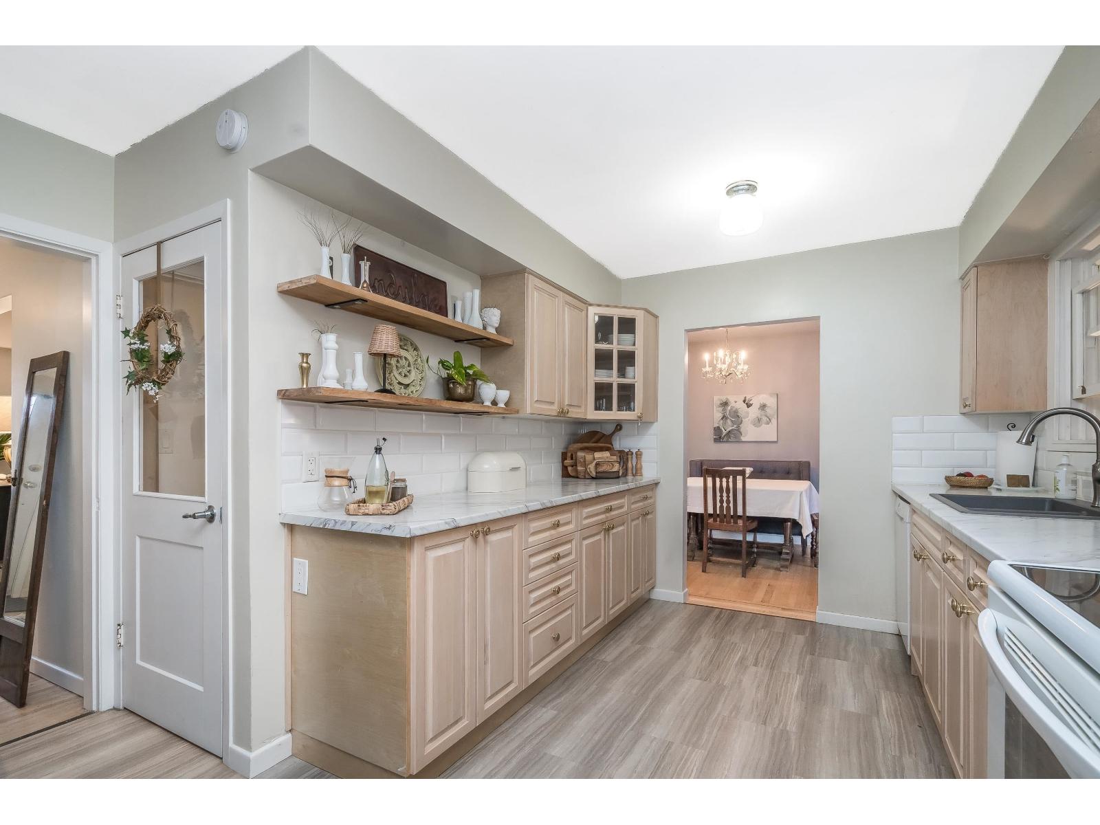 9727 Hazel Street, Chilliwack Proper East, Chilliwack, British Columbia  V2P 5P1 - Photo 13 - R3093097