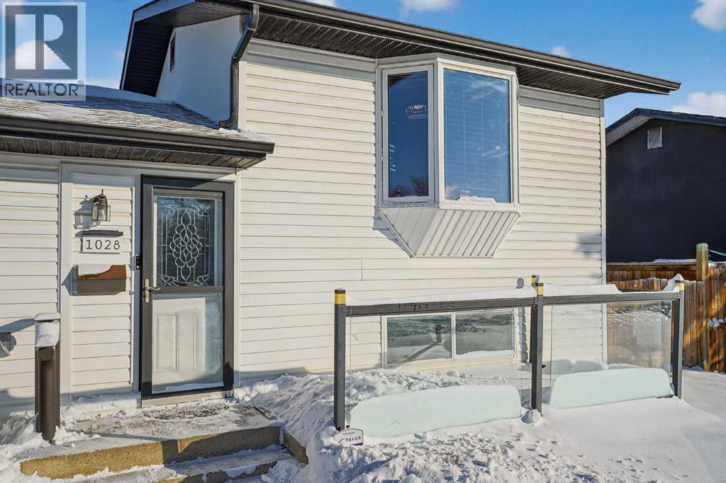 1028 Penrith Crescent Se, Calgary, Alberta  T2A 2H7 - Photo 36 - A2286757