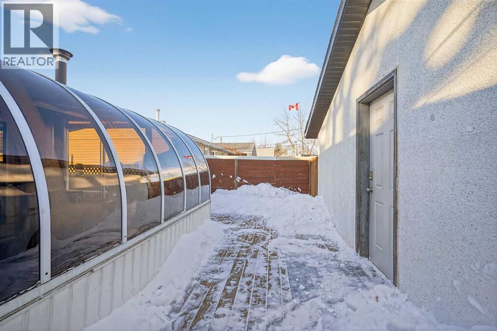 1028 Penrith Crescent Se, Calgary, Alberta  T2A 2H7 - Photo 34 - A2286757