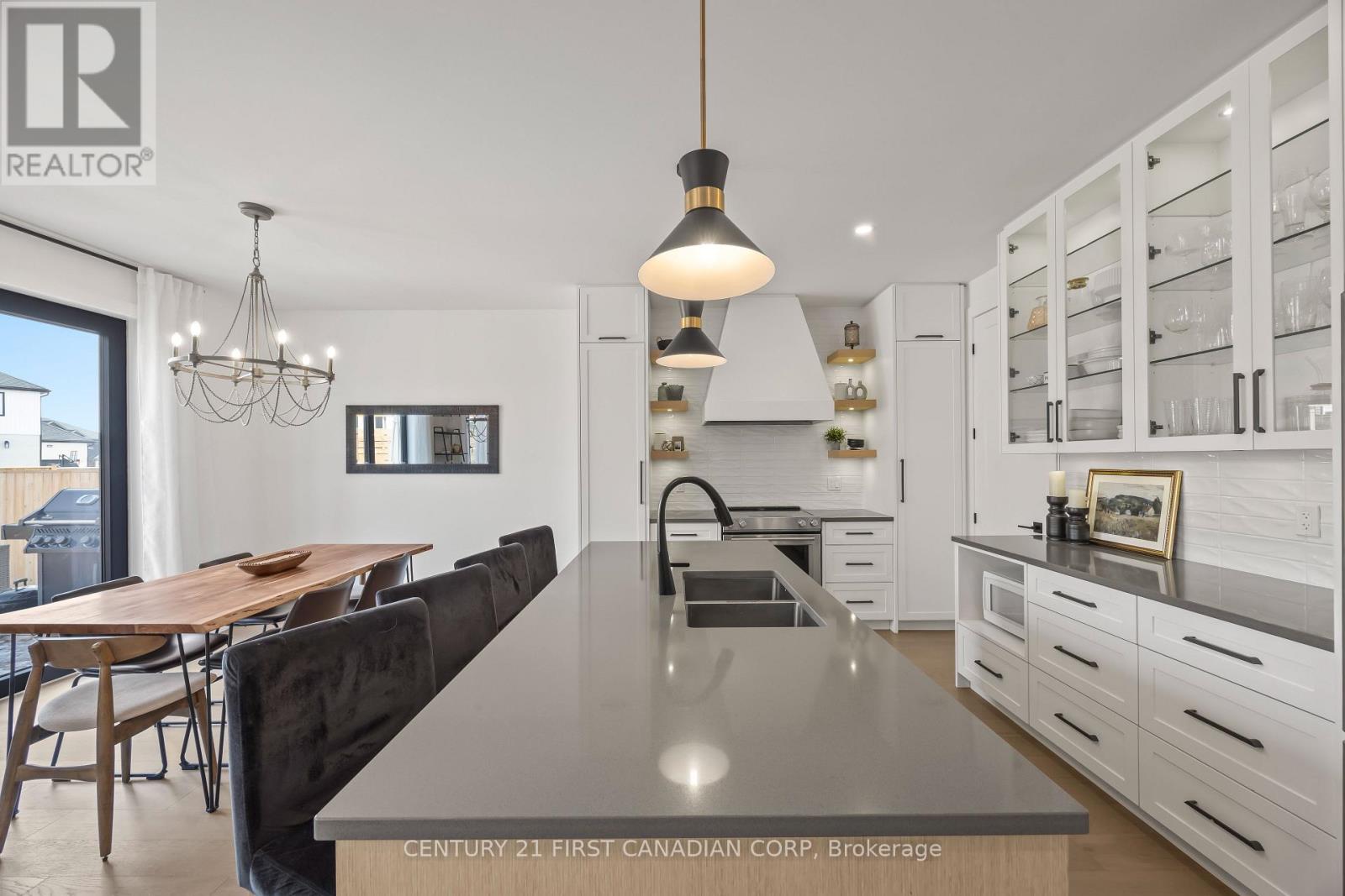 2258 Wickerson Road, London South, Ontario  N6K 0C3 - Photo 14 - X12847782