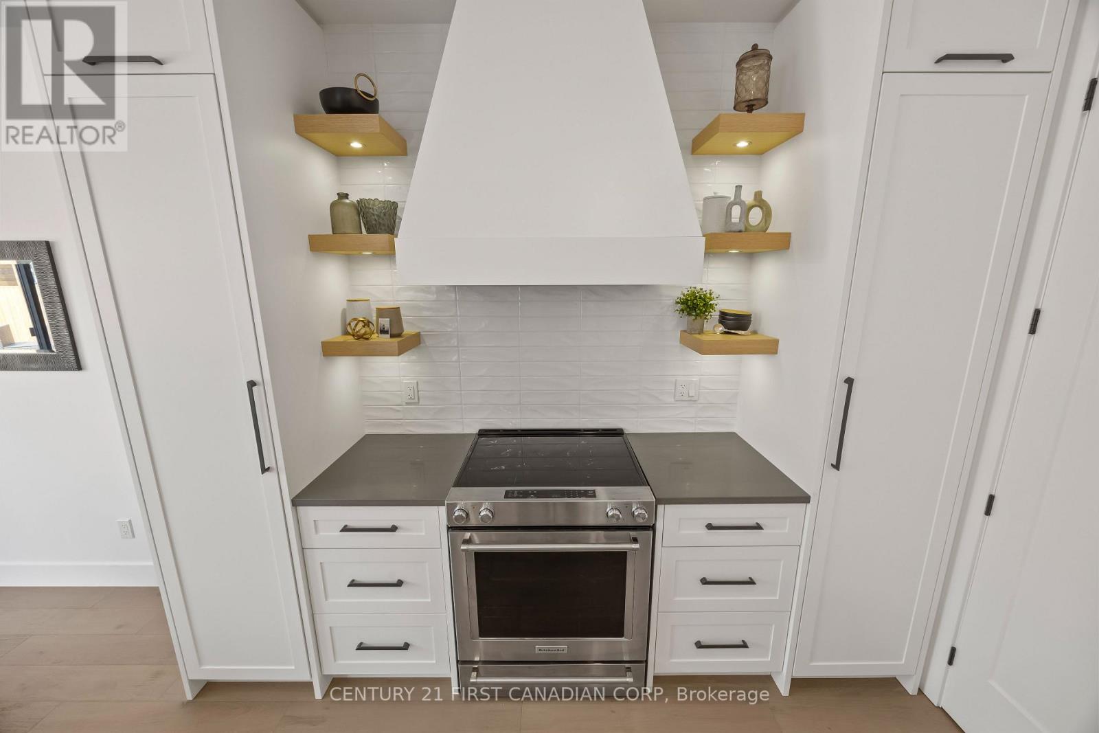 2258 Wickerson Road, London South, Ontario  N6K 0C3 - Photo 16 - X12847782