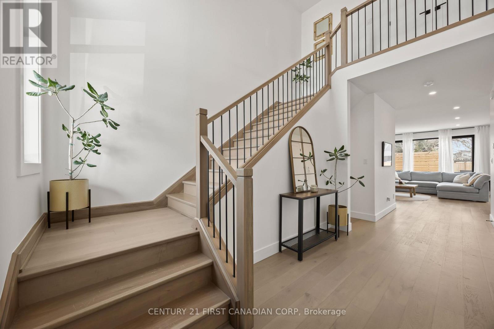 2258 Wickerson Road, London South, Ontario  N6K 0C3 - Photo 21 - X12847782