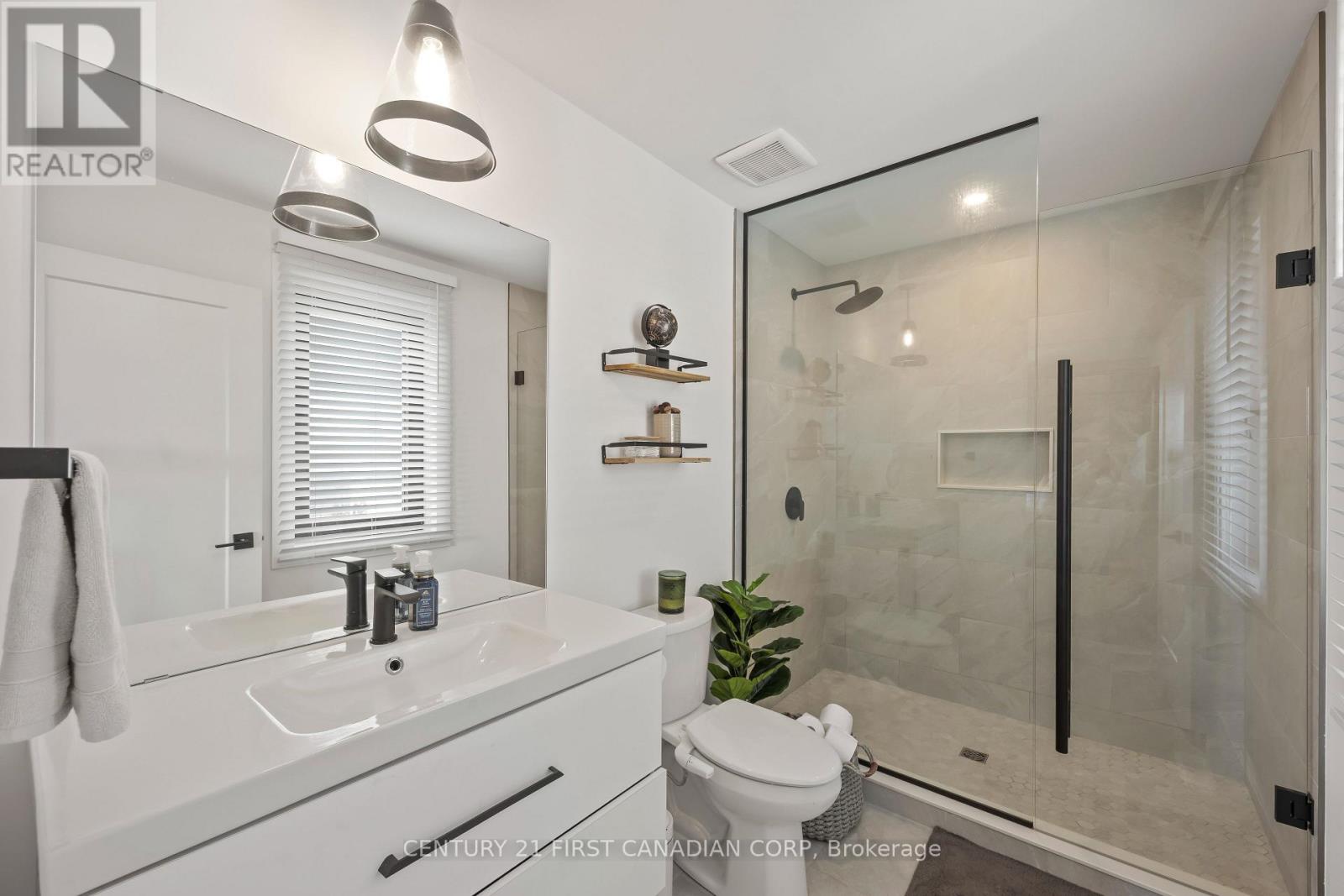 2258 Wickerson Road, London South, Ontario  N6K 0C3 - Photo 29 - X12847782