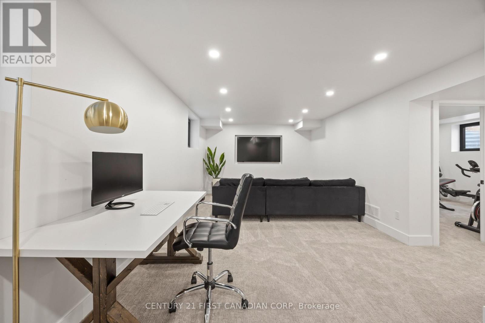 2258 Wickerson Road, London South, Ontario  N6K 0C3 - Photo 35 - X12847782