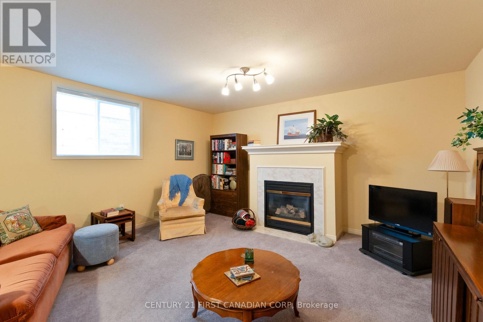 54 Willow Crescent, Strathroy-Caradoc, Ontario  N7G 4G3 - Photo 29 - X12847974