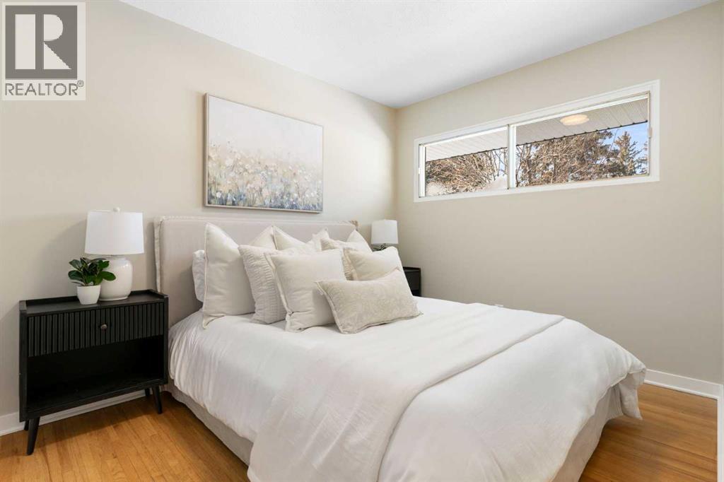 123 Glacier Drive Sw, Calgary, Alberta  T3E 5A3 - Photo 14 - A2288194