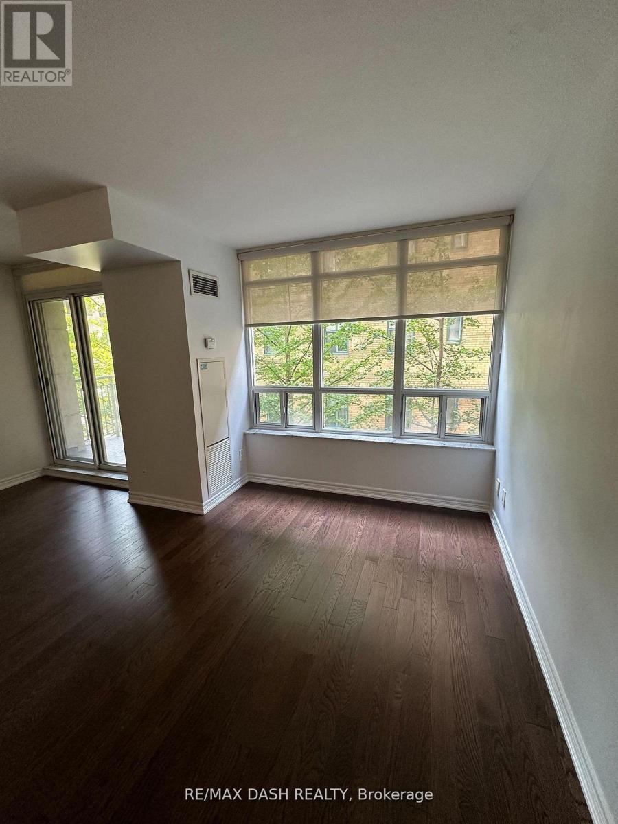 207 - 60 St Clair Avenue W, Toronto, Ontario  M4V 1M7 - Photo 12 - C12698094