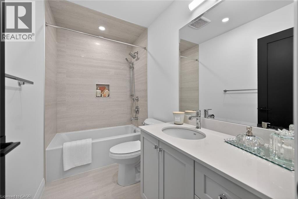 12 Shady Oaks Trail, Hamilton, Ontario  L9B 0E9 - Photo 40 - 40809734