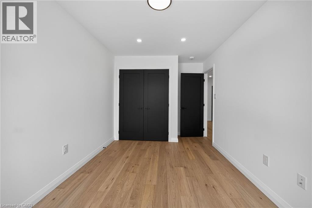 12 Shady Oaks Trail, Hamilton, Ontario  L9B 0E9 - Photo 36 - 40809734