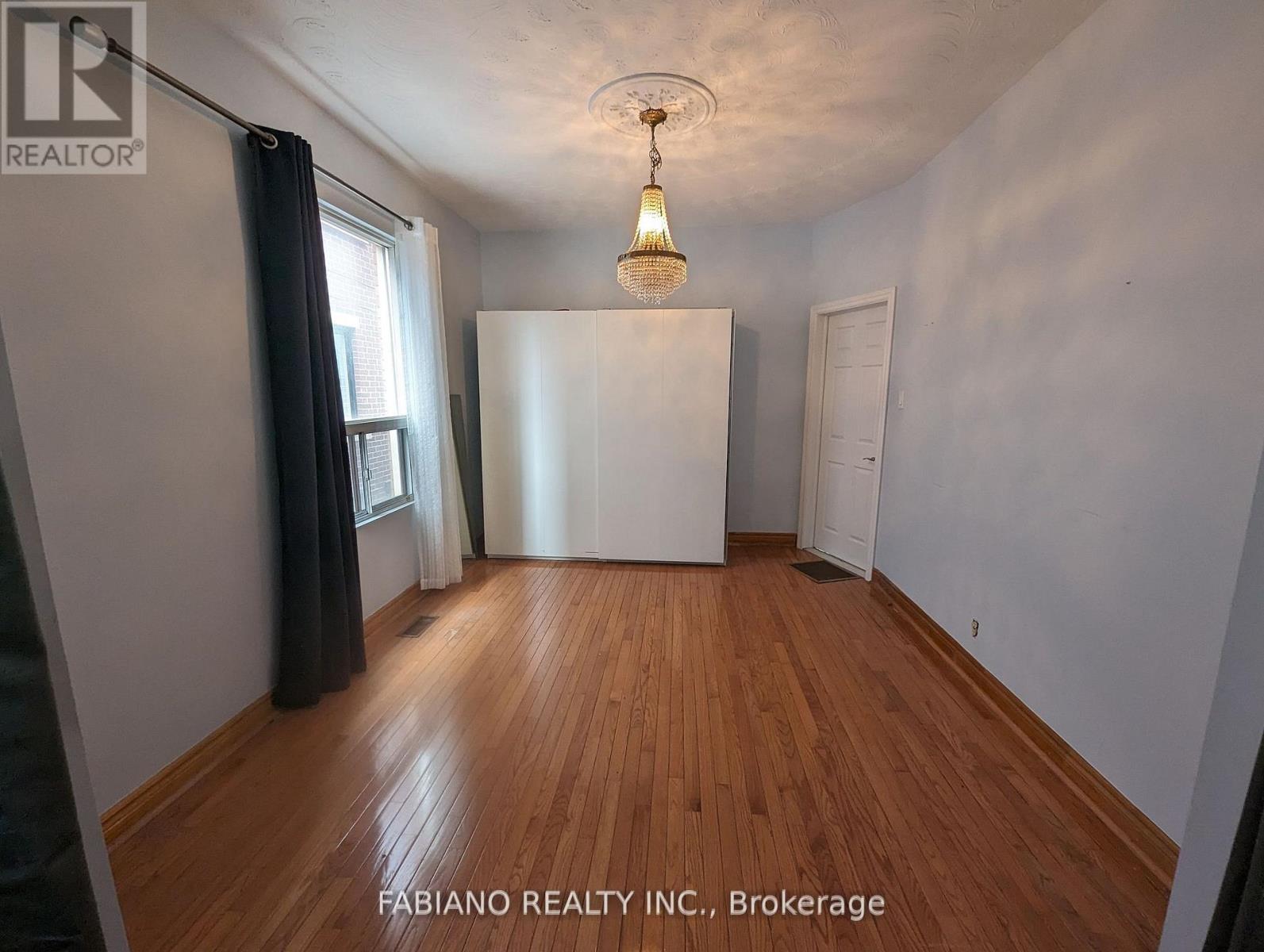 Main - 1038 Dovercourt Road, Toronto, Ontario  M6H 2X8 - Photo 8 - W12836802