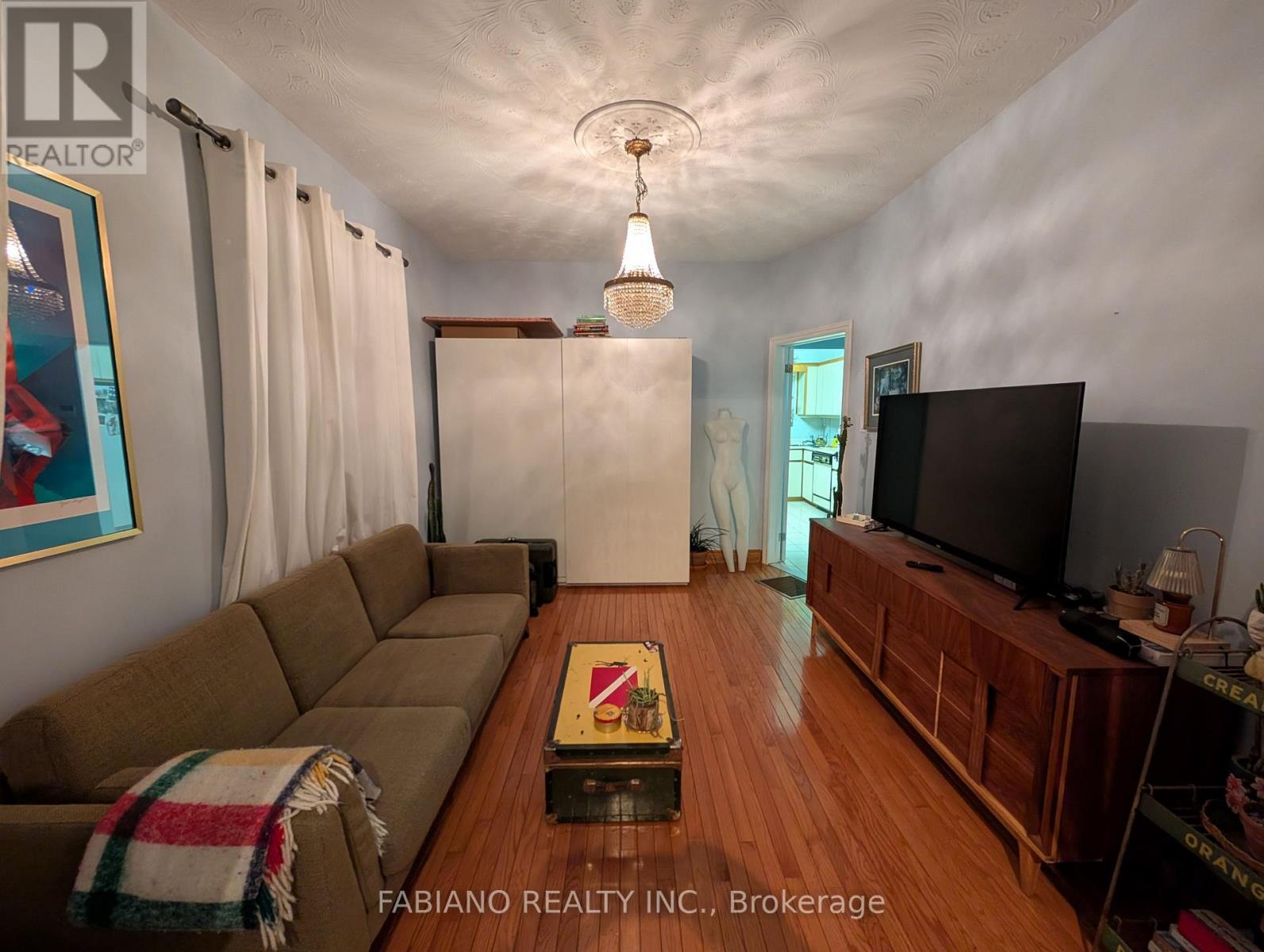 Main - 1038 Dovercourt Road, Toronto, Ontario  M6H 2X8 - Photo 3 - W12836802