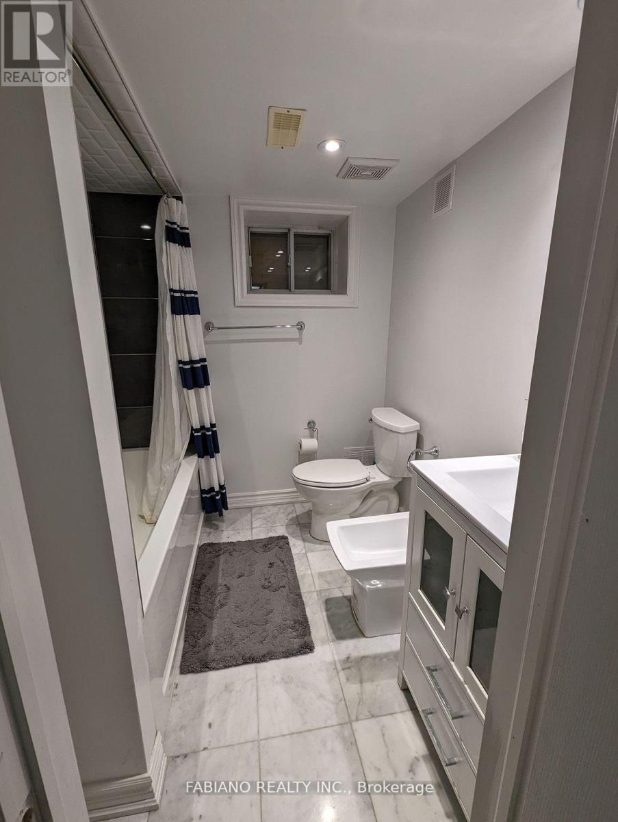 Main - 1038 Dovercourt Road, Toronto, Ontario  M6H 2X8 - Photo 32 - W12836802