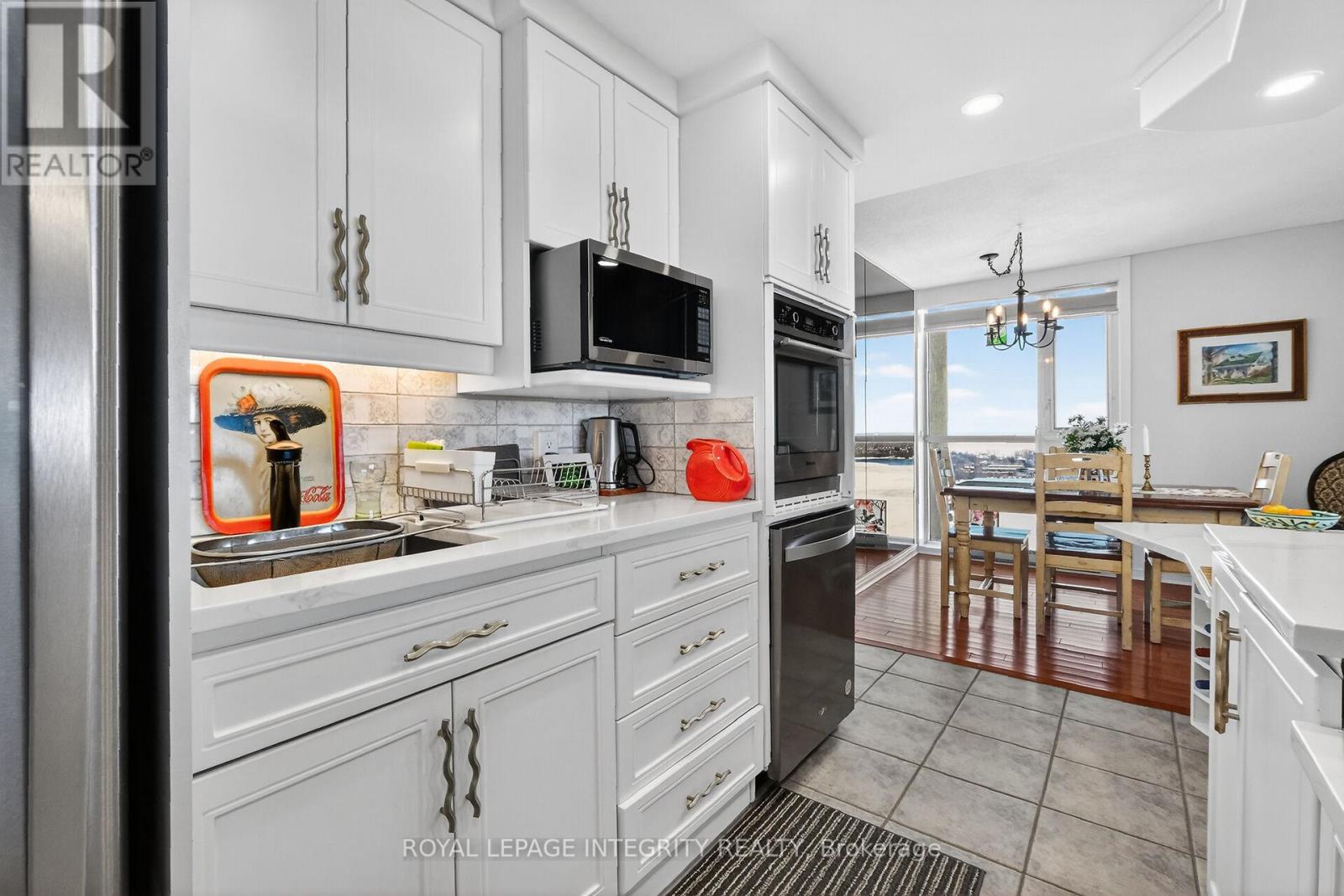 2608 - 1025 Richmond Road, Ottawa, Ontario  K2B 8G8 - Photo 11 - X12847822