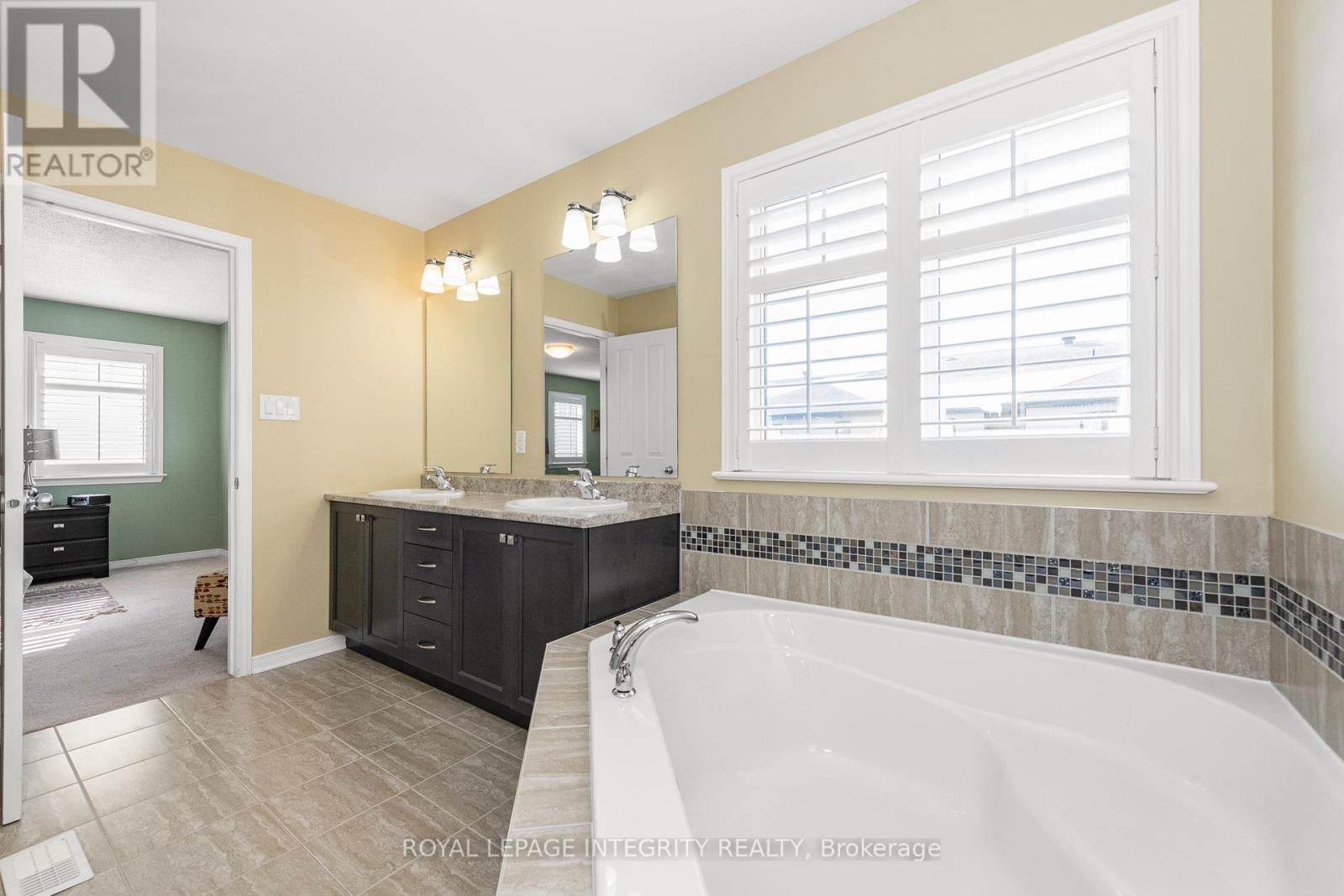 528 Rouncey Road, Ottawa, Ontario  K2V 0E2 - Photo 39 - X12847990