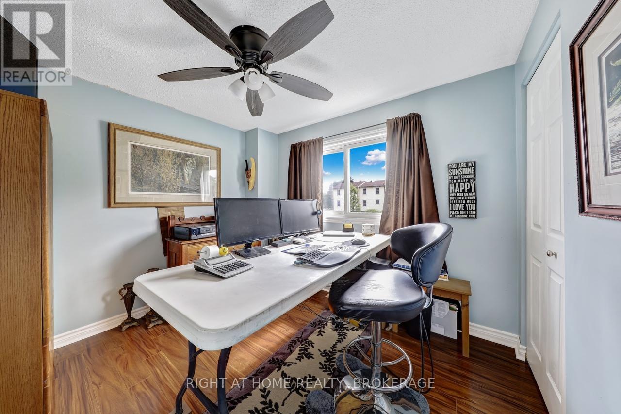 7327 Joliette Crescent, Mississauga, Ontario  L5N 1Z2 - Photo 14 - W12847928