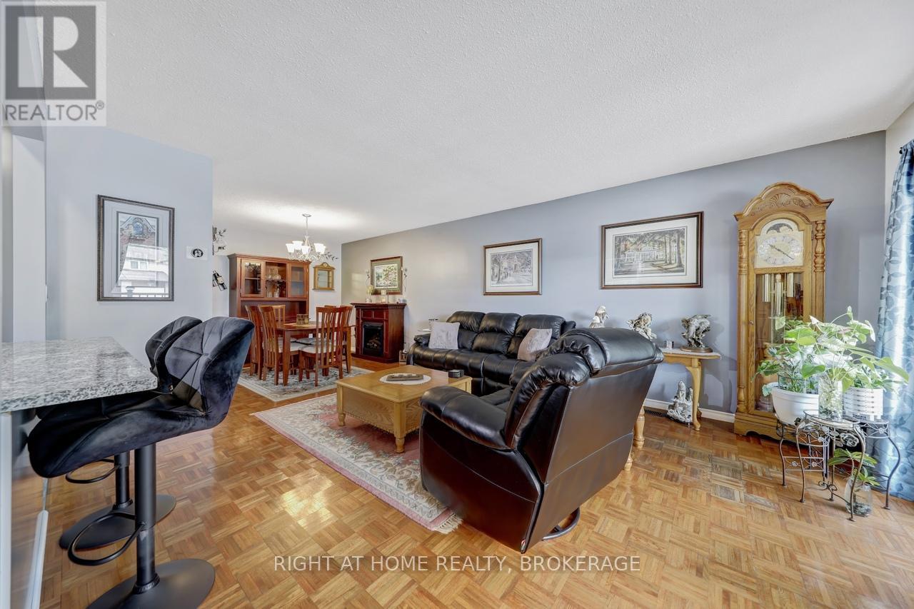 7327 Joliette Crescent, Mississauga, Ontario  L5N 1Z2 - Photo 8 - W12847928