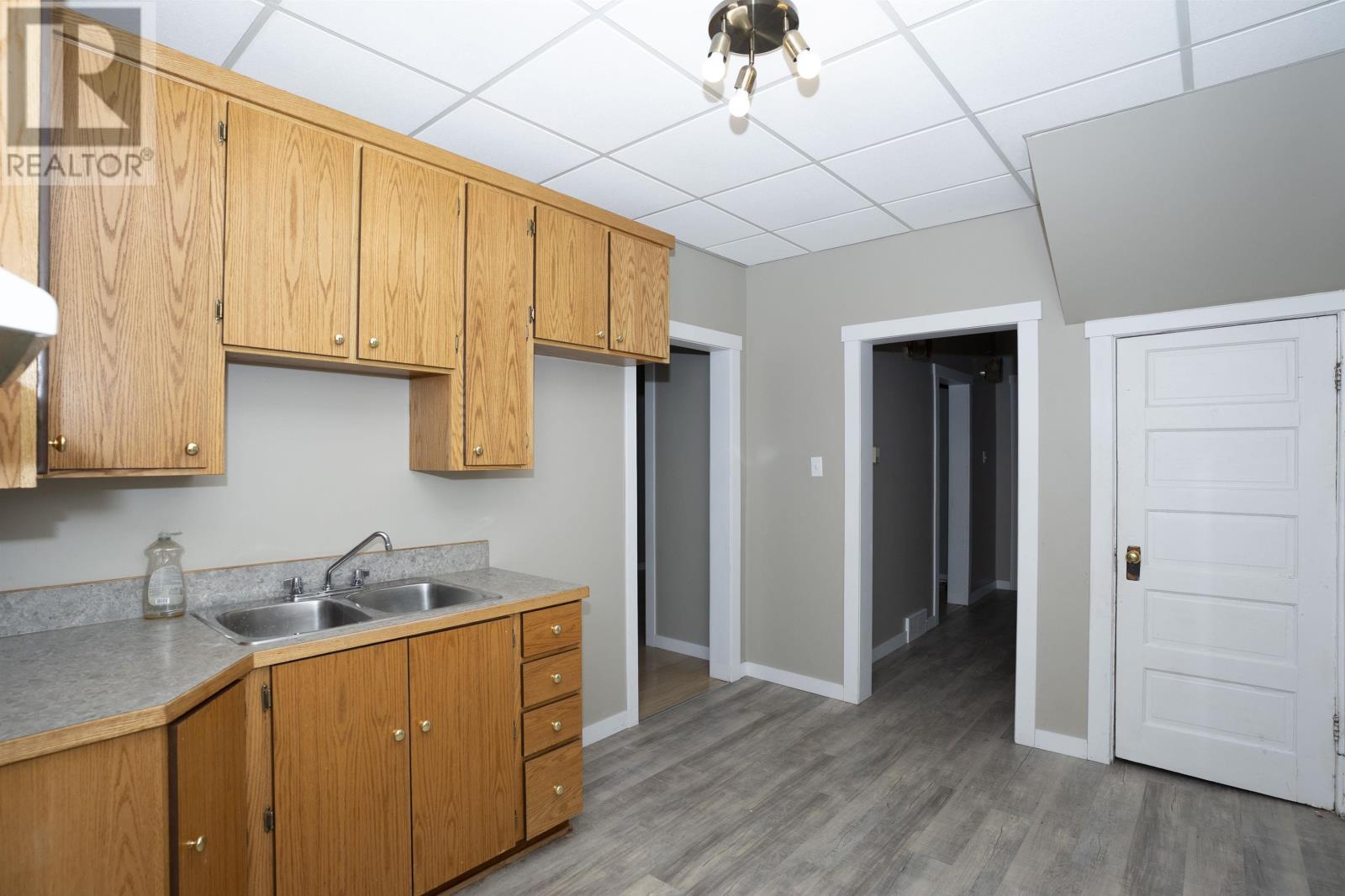 447 Vickers St N, Thunder Bay, Ontario  P7C 4B4 - Photo 11 - TB2600365