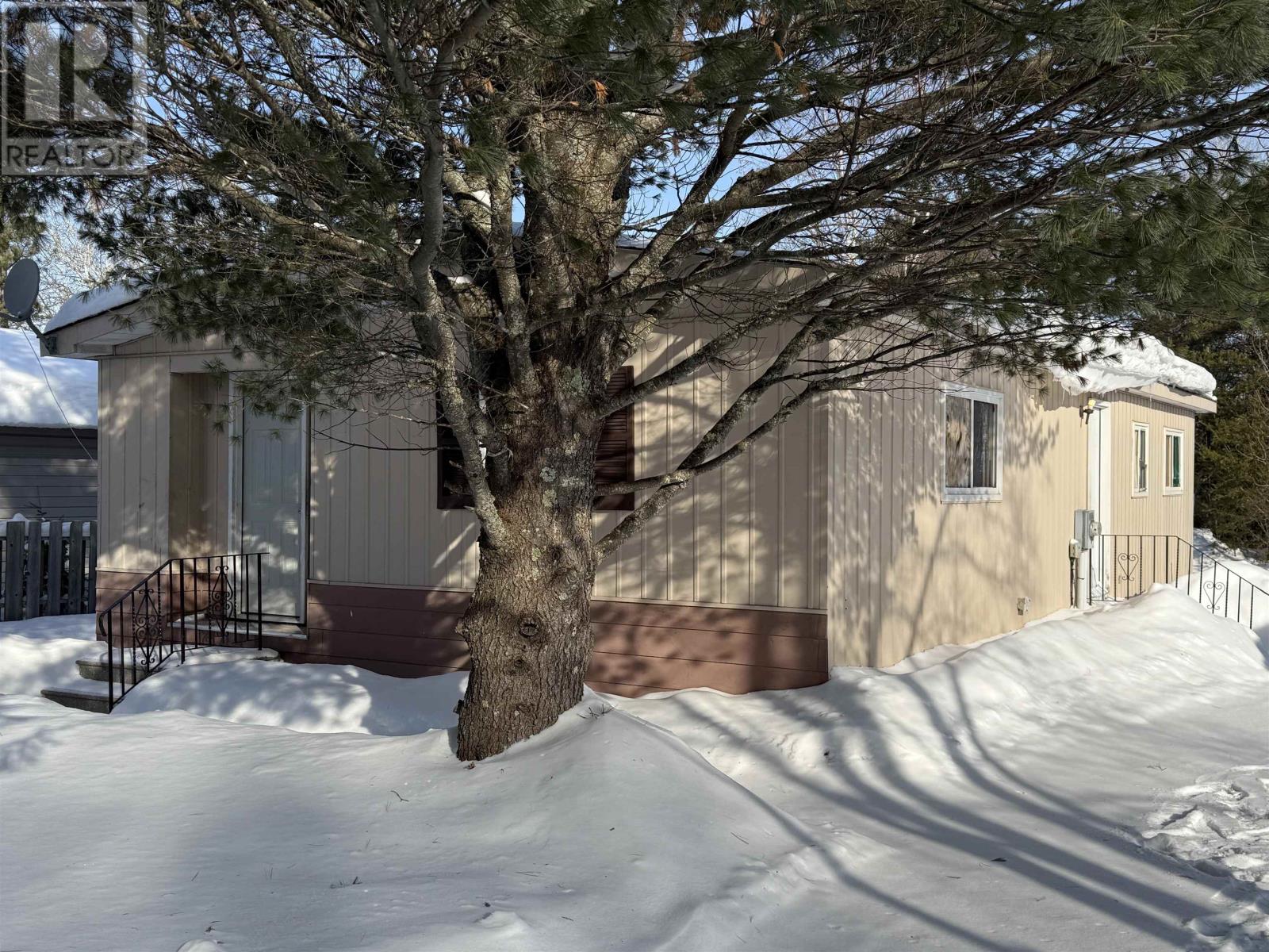 228 Davies ST, ignace, Ontario