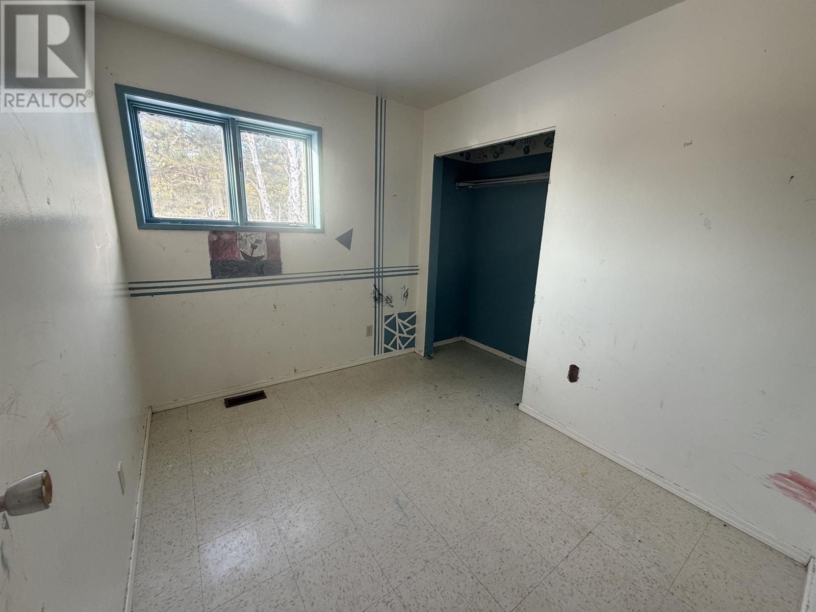 14 Superior Ave, Ignace, Ontario  P0T 1T0 - Photo 9 - TB2600367