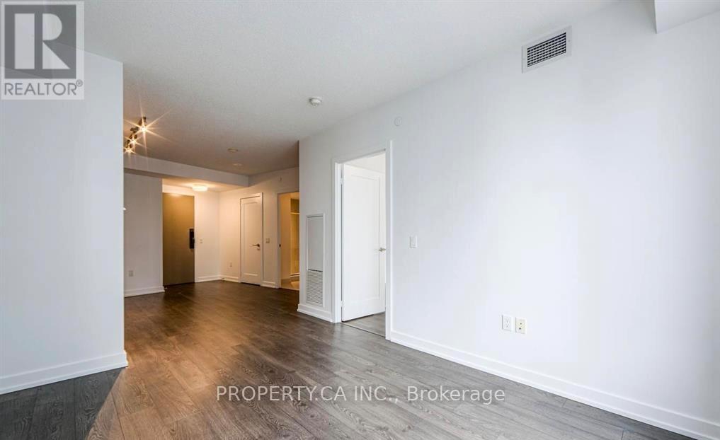 2109 - 10 York Street, Toronto, Ontario  M5J 0E1 - Photo 10 - C12805384