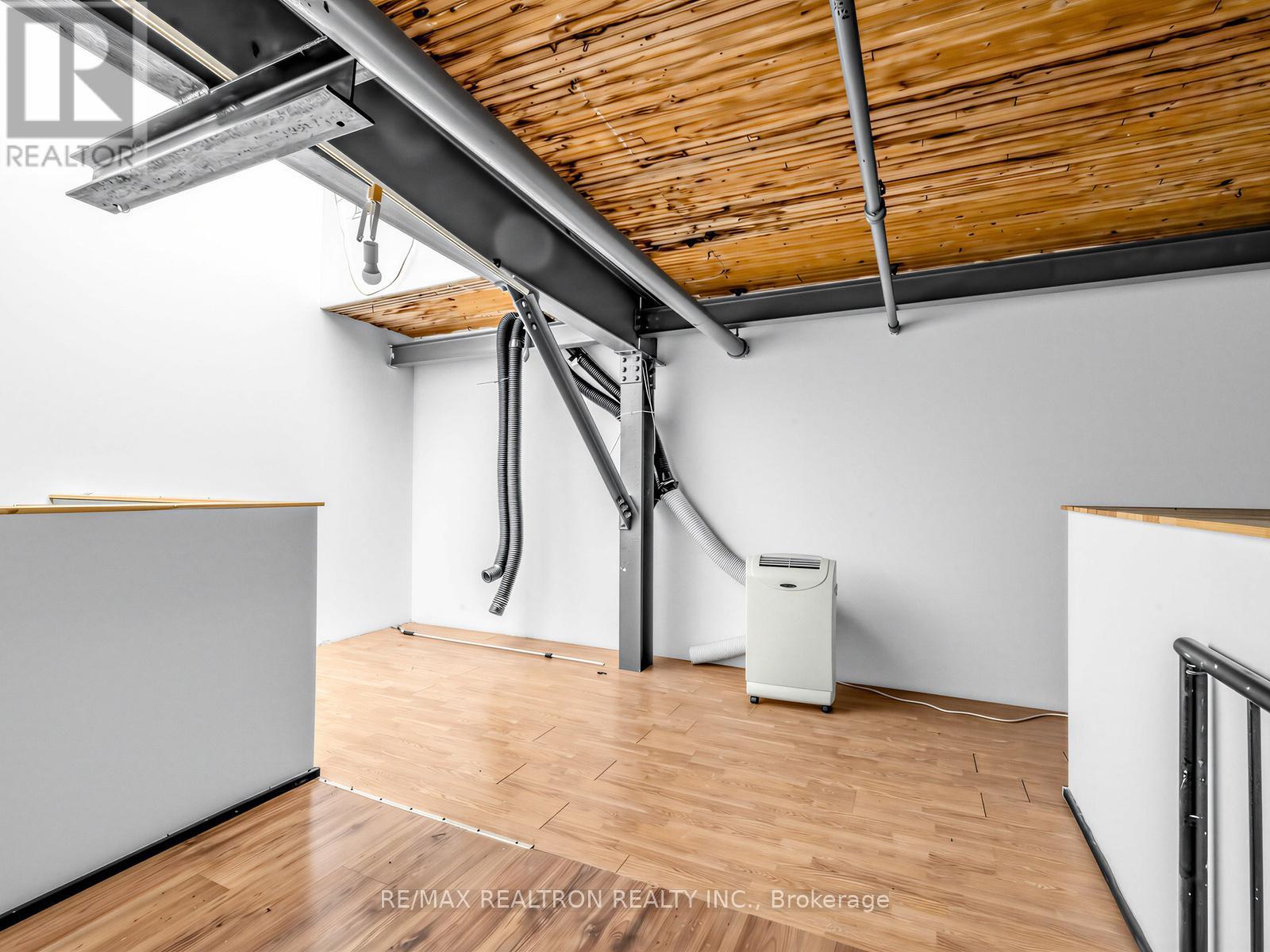 11 - 221 Sterling Road E, Toronto, Ontario  M6P 3L4 - Photo 21 - C12831492