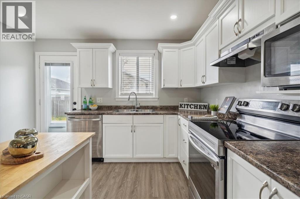 29 Mapleview Drive, Hagersville, Ontario  N0A 1H0 - Photo 17 - 40809588