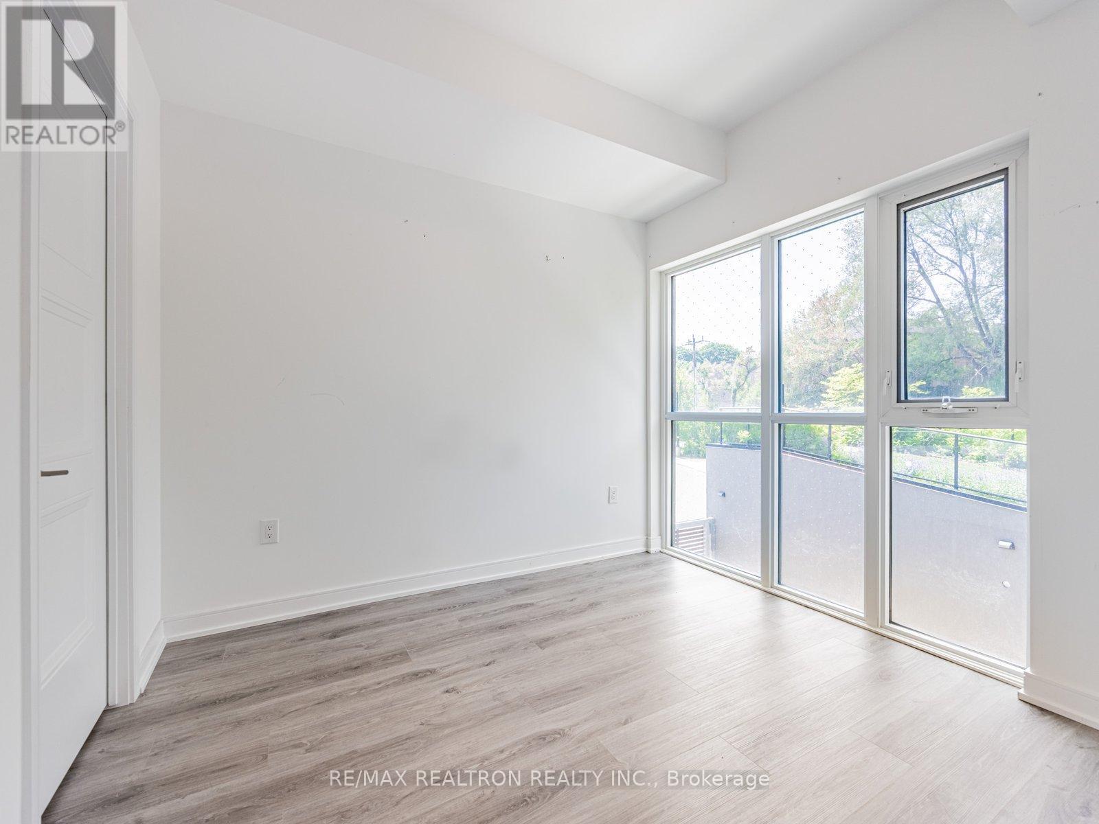 205 - 25 Neighbourhood Lane, Toronto, Ontario  M8Y 0C4 - Photo 8 - W12669284