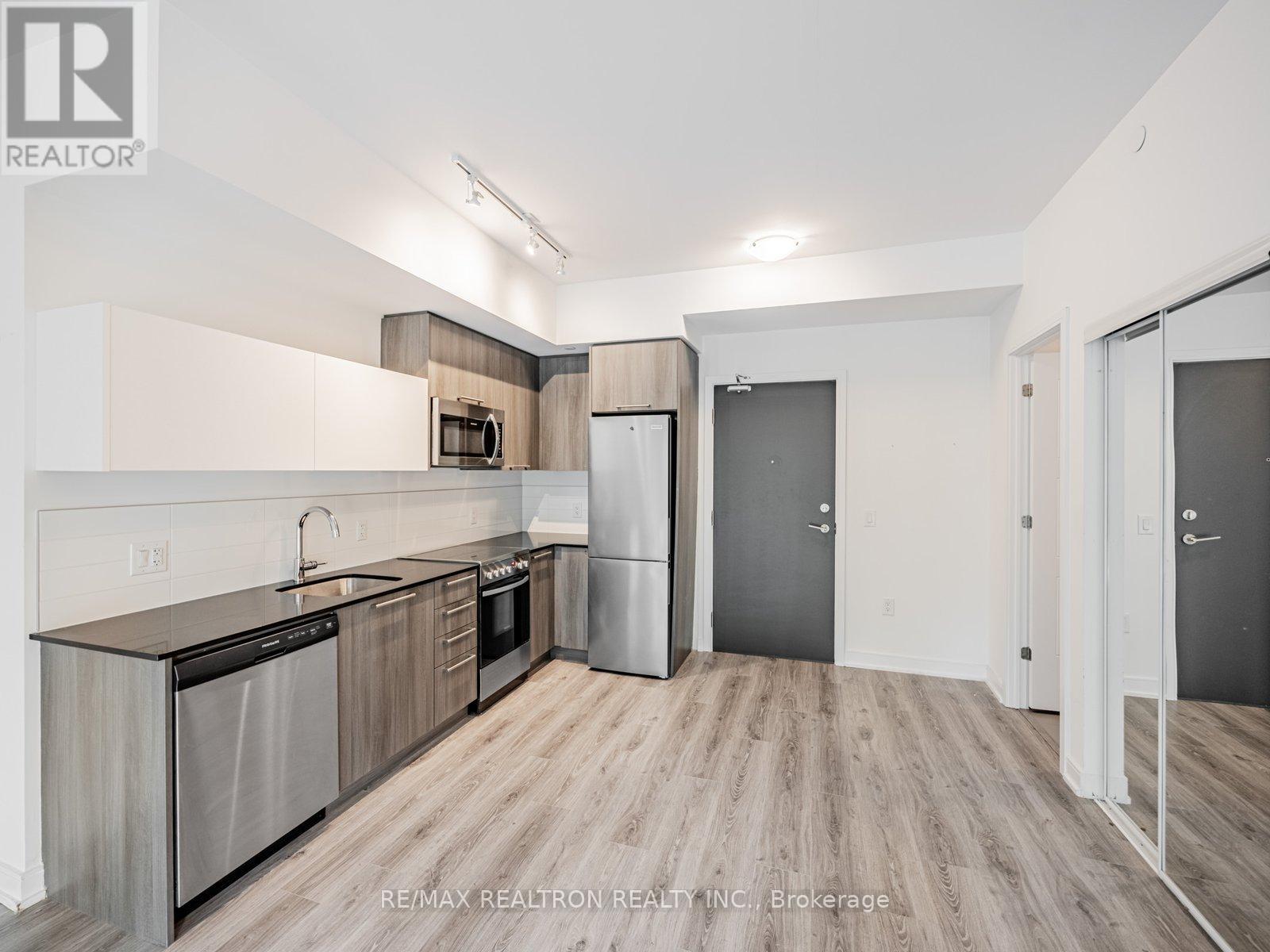 205 - 25 Neighbourhood Lane, Toronto, Ontario  M8Y 0C4 - Photo 13 - W12669284