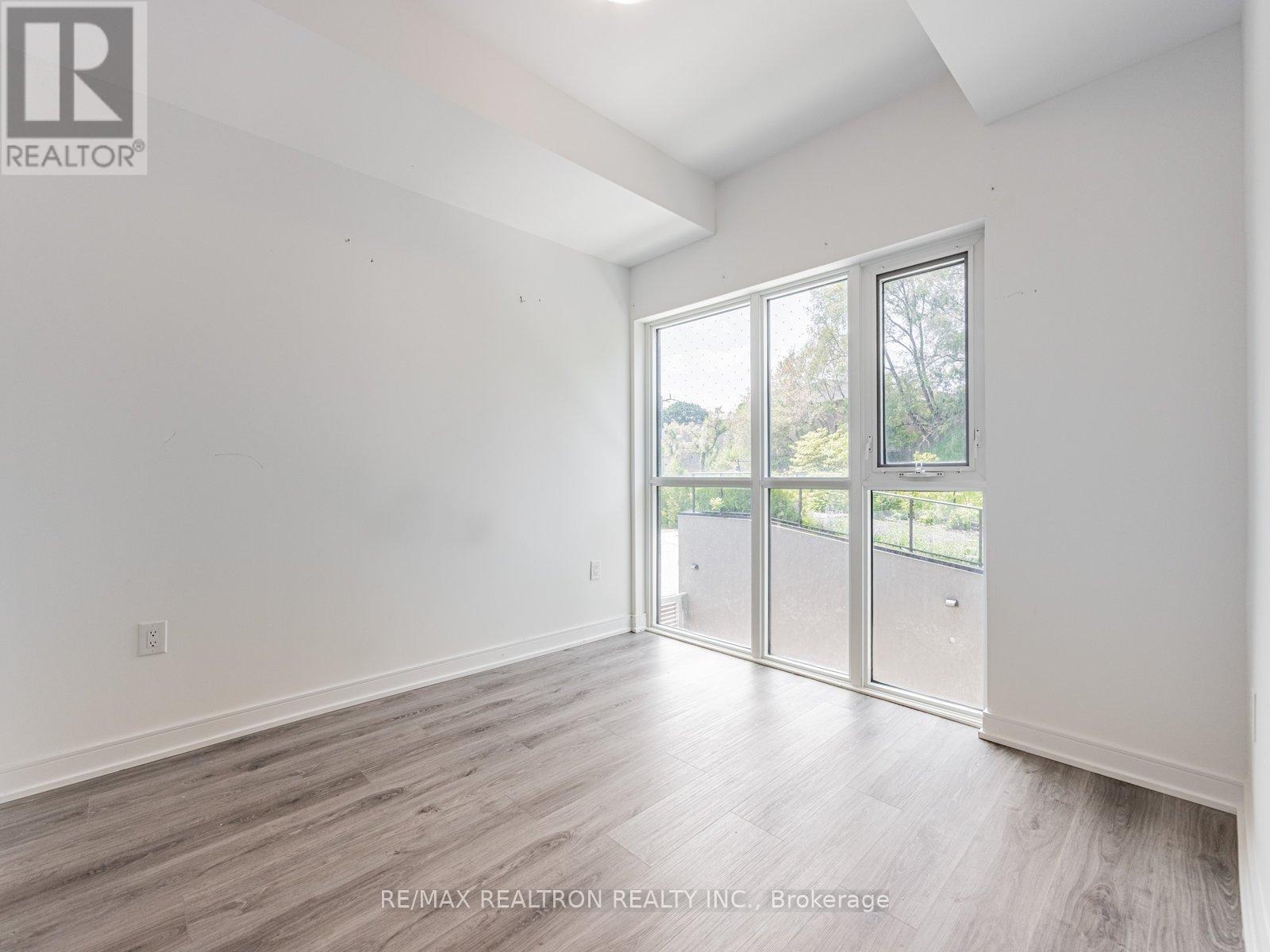 205 - 25 Neighbourhood Lane, Toronto, Ontario  M8Y 0C4 - Photo 9 - W12669284