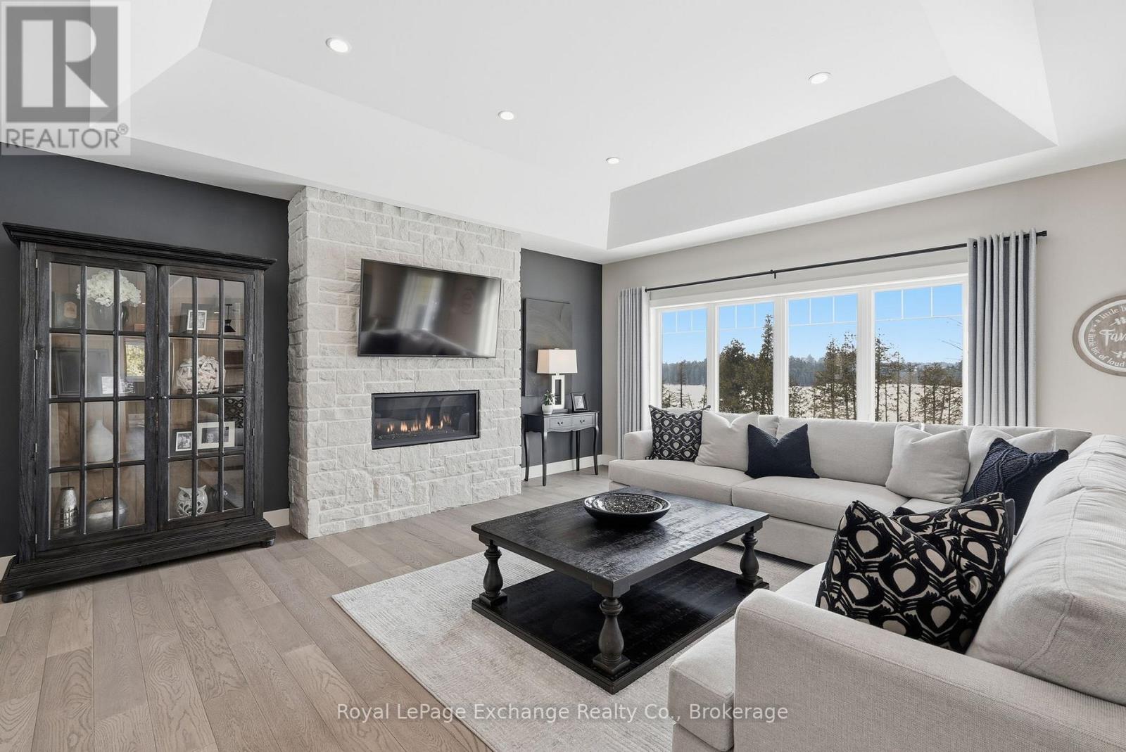 150 Louise Creek Crescent, West Grey, Ontario  N0G 1S0 - Photo 16 - X12847818