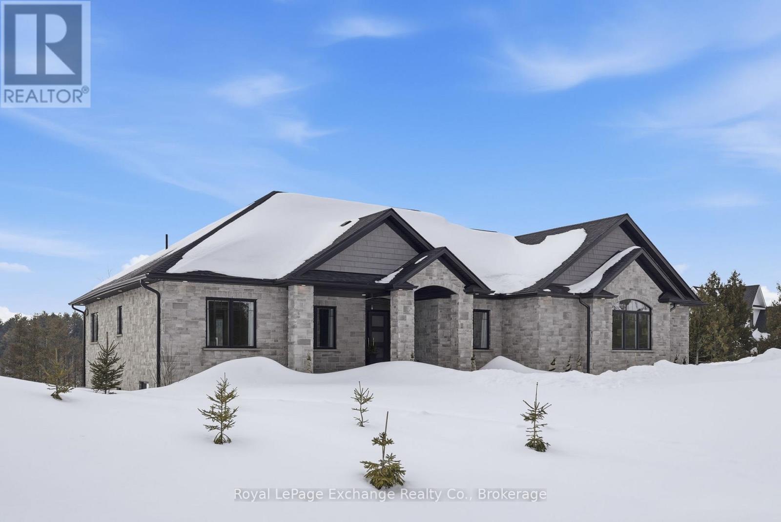 150 Louise Creek Crescent, West Grey, Ontario  N0G 1S0 - Photo 2 - X12847818