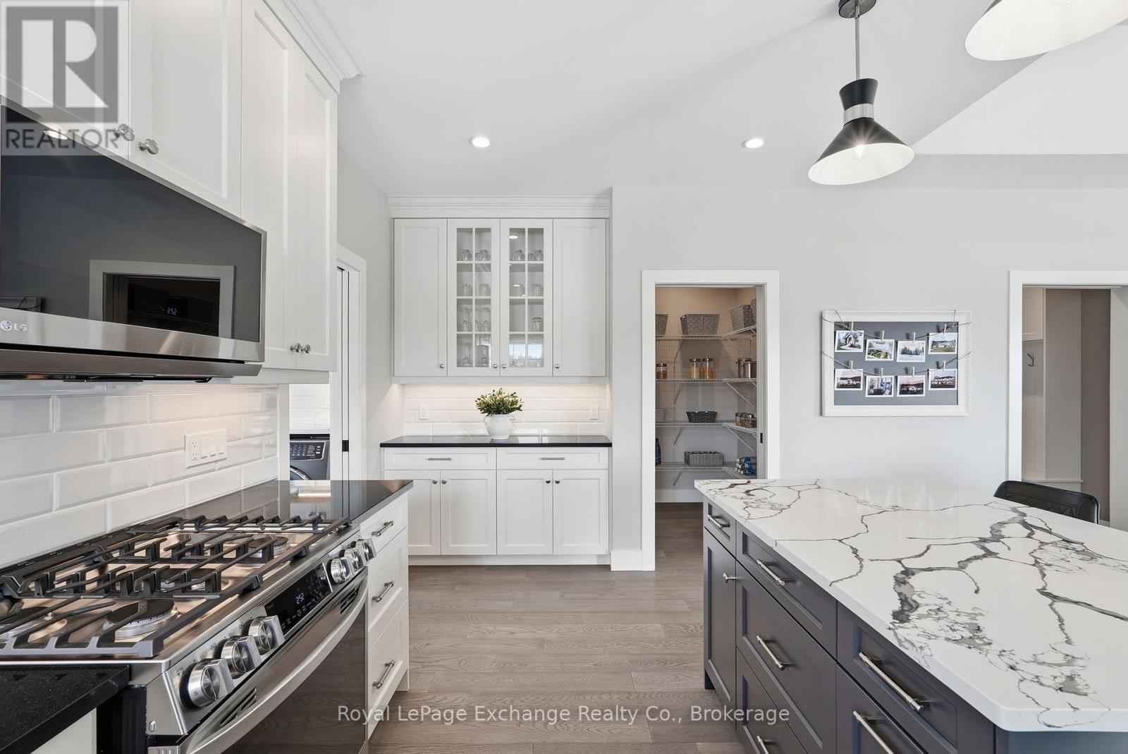 150 Louise Creek Crescent, West Grey, Ontario  N0G 1S0 - Photo 22 - X12847818