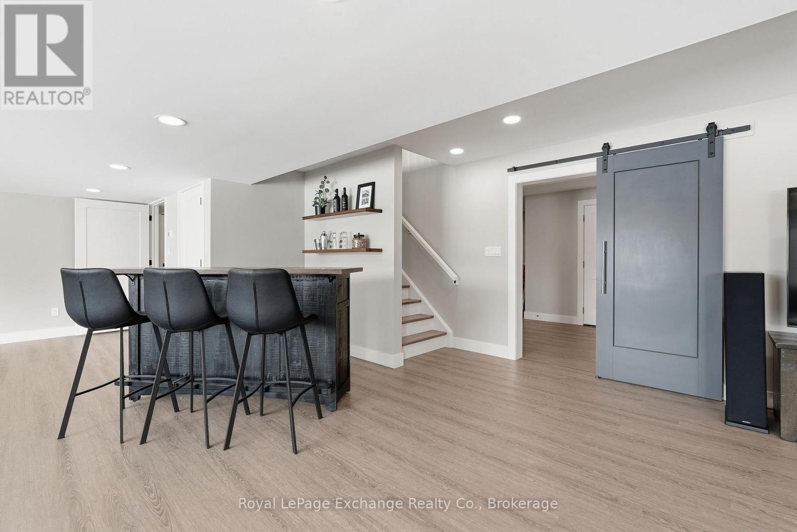 150 Louise Creek Crescent, West Grey, Ontario  N0G 1S0 - Photo 35 - X12847818