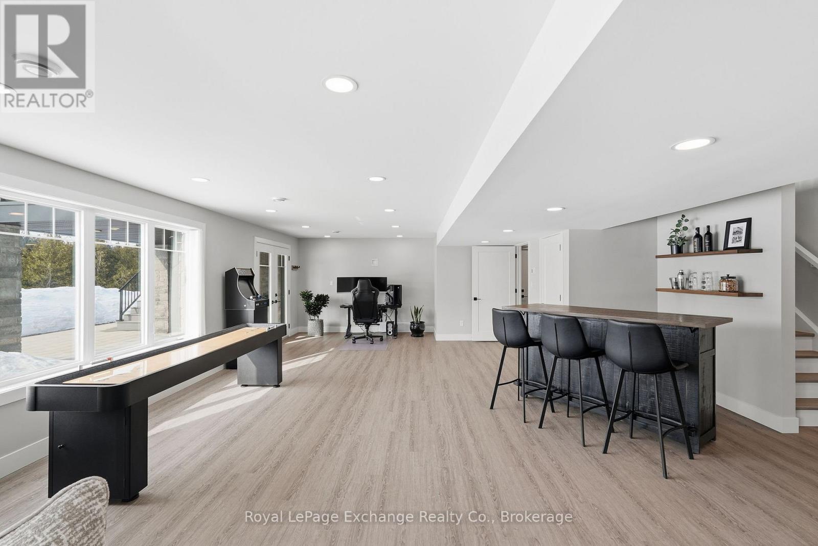 150 Louise Creek Crescent, West Grey, Ontario  N0G 1S0 - Photo 37 - X12847818