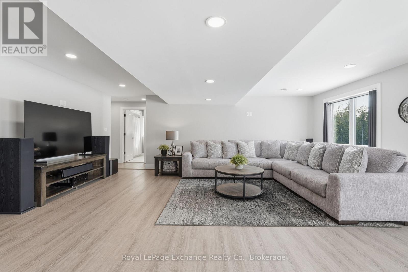 150 Louise Creek Crescent, West Grey, Ontario  N0G 1S0 - Photo 38 - X12847818