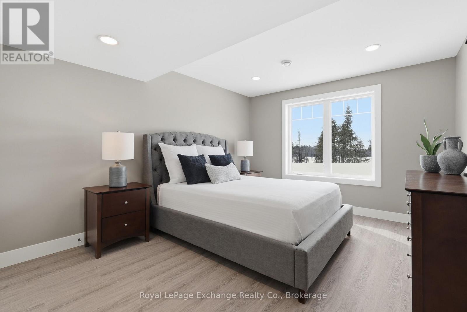 150 Louise Creek Crescent, West Grey, Ontario  N0G 1S0 - Photo 39 - X12847818